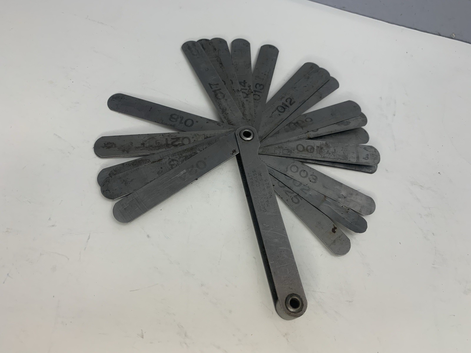 Vintage Goodell-Pratt No. 925 Feeler Folding Gauge Thickness Set