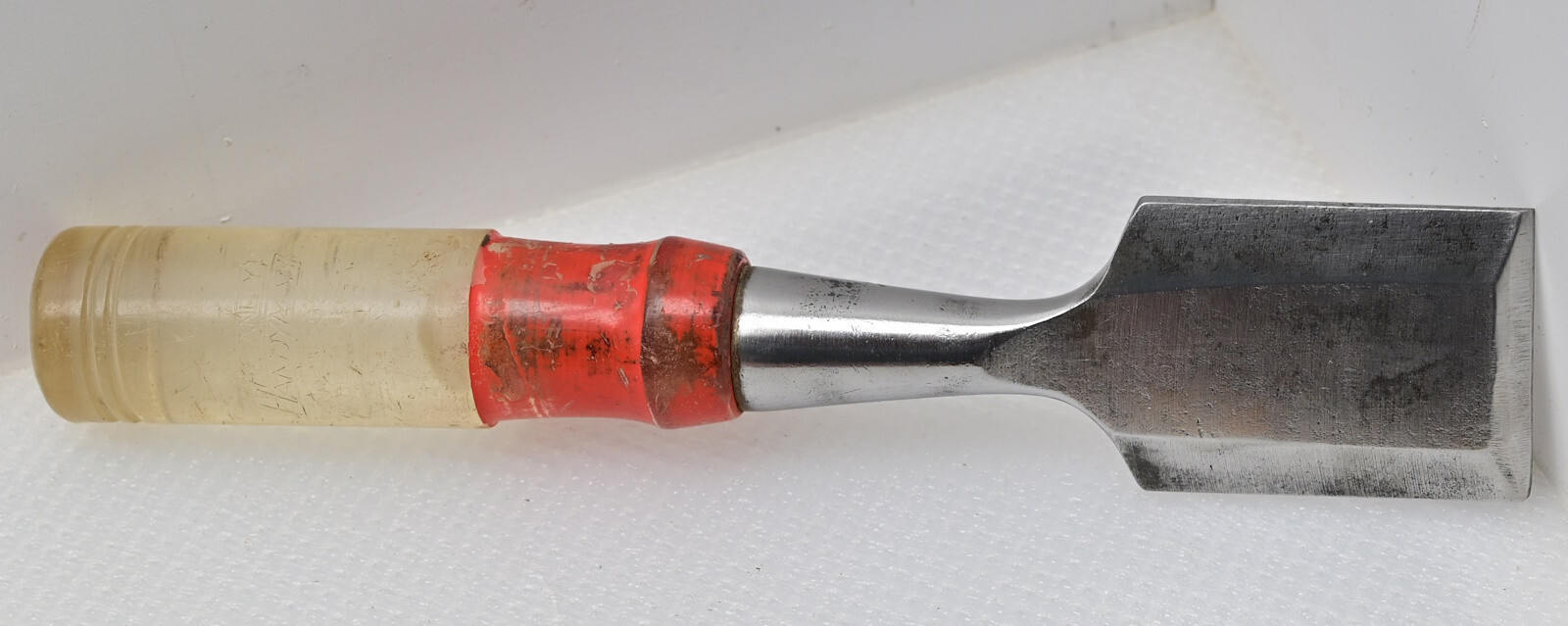 ✨Lot of 5 Vintage Wide Plastic Handle Chisels 3/4″, 1″ x 2, 1-1/2″ x 2(INV Q398)