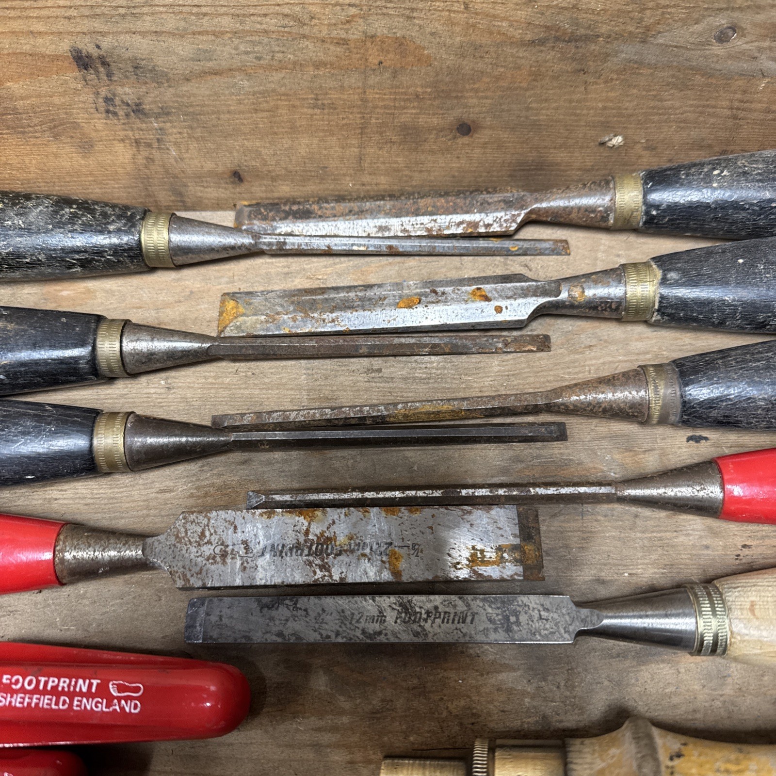 Footprint Job Vintage Chisels Mostly Bevel Edge Tools carpentry tools
