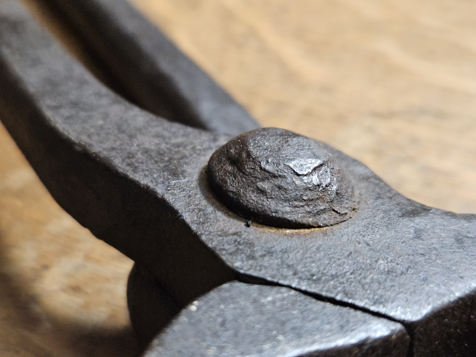 Late 1800s Hammered Pivot Farrier Pincers Heller Bros New Jersey Wrought! Mint!