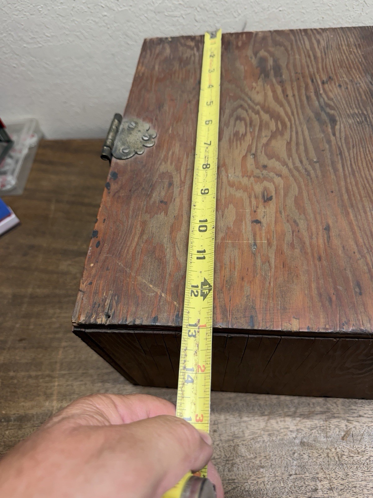 Antique Wooden Molding Planes ~ Lot of 8 in wooden Fir Plywood Box ~ 13″ X 10.25