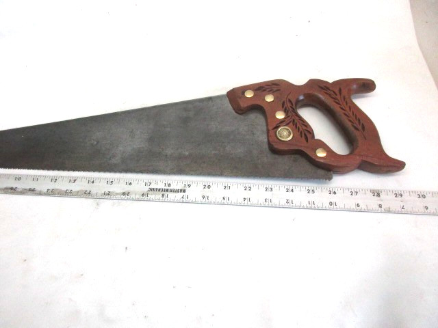 VINTAGE DISSTON HAND SAW D-23, 8 TPI point Crosscut Handsaw 26” Blade