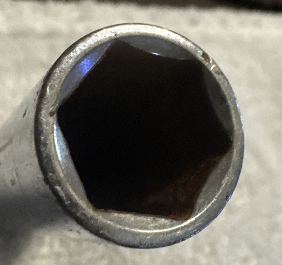 1/2” 338866 0720 Kobalt deep 6 Pt , 3/8” drive, SAE Socket vtg tool