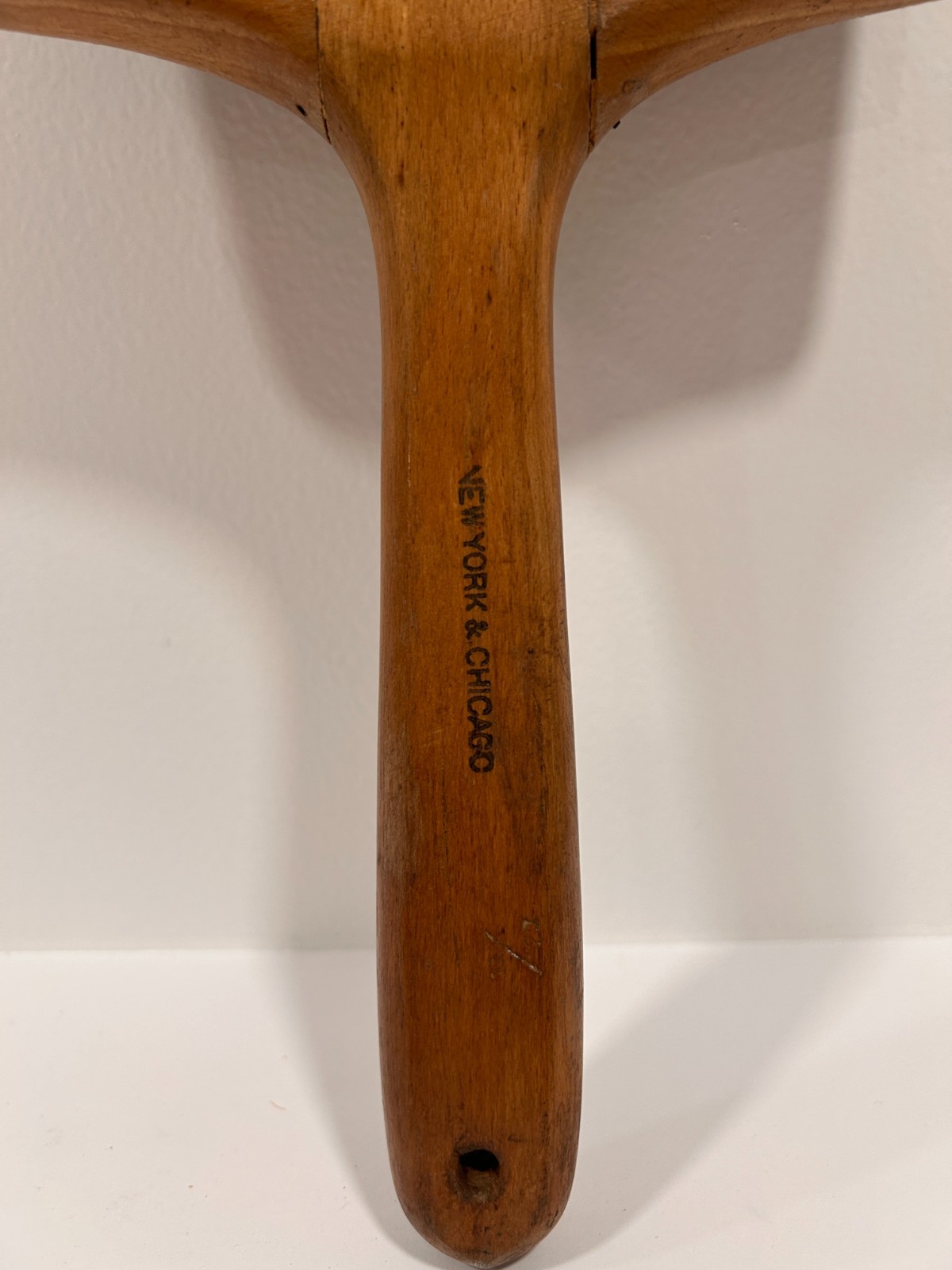 Vintage Henry Bosch & Co. 7″ Wall Brush No. 330 – Bristles in Rubber, Chicago NY