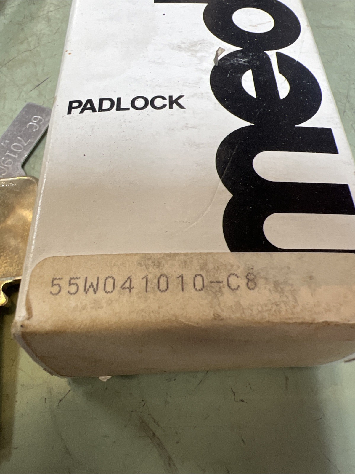 MEDECO 5 INCH shackle padlock 1-3/4 2 Keys 55w041010-c8