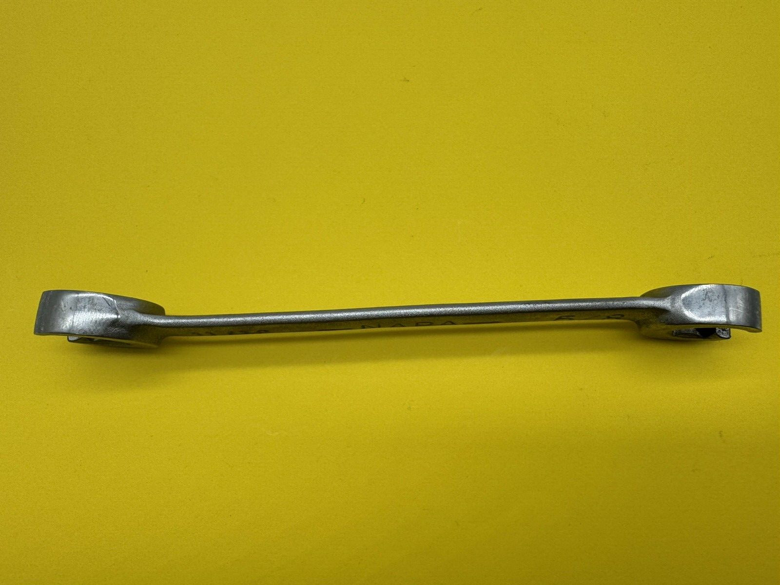 Vintage NAPA Flare Nut Combination Wrench 11/16” X 5/8” Made in USA NDF 554