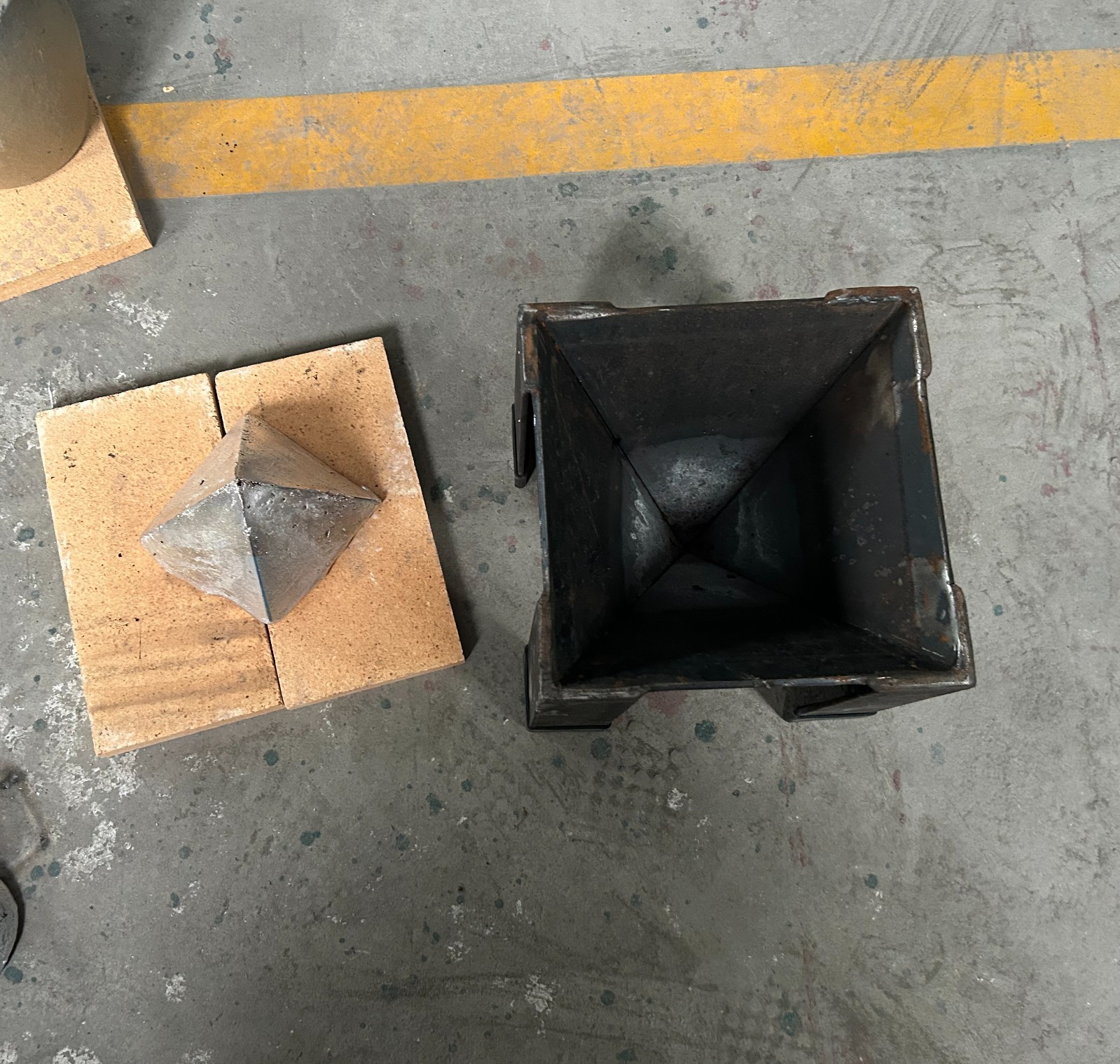 Smelting Mold – Melting Mold – Made from Steel – 8″ x 8″