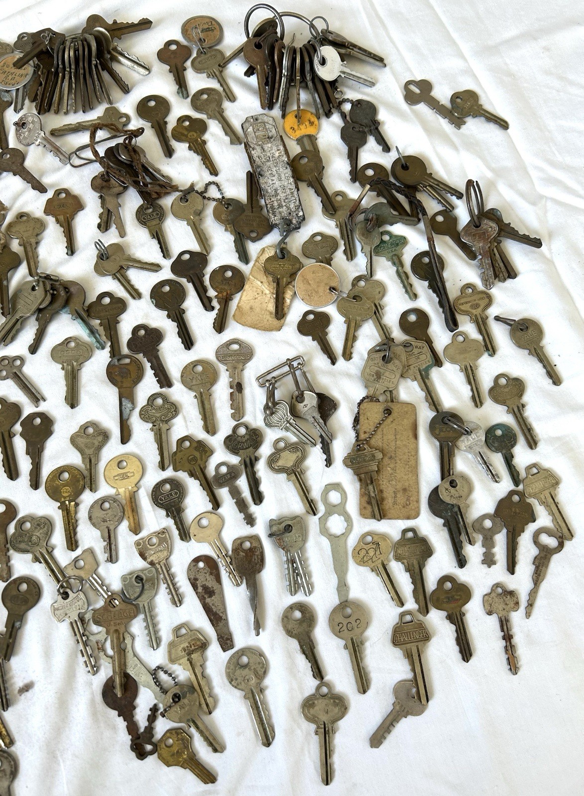 Vintage Antique Key Lot Huge Mid Century Hotel Padlock Industrial Cabinet As-Is