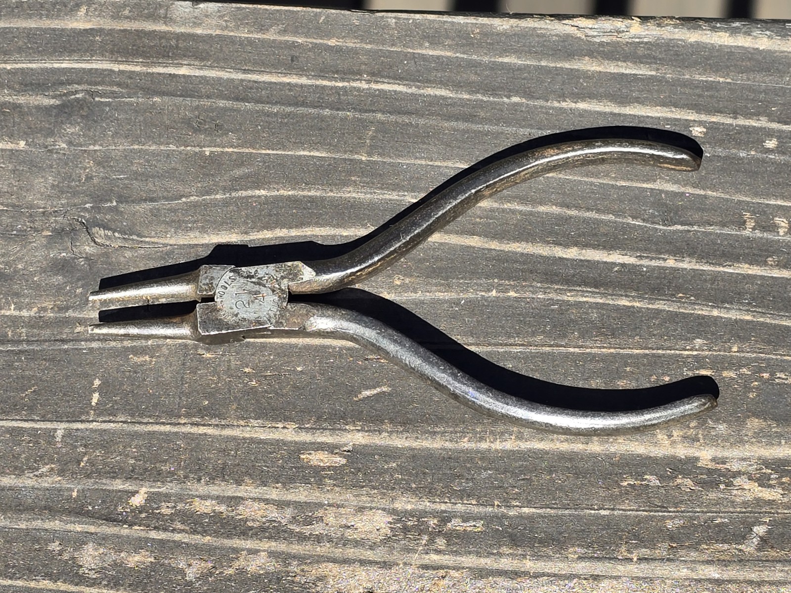 Vintage UTICA Round Nose pliers 21-4 USA Wire Working Pliers 4-1/4″