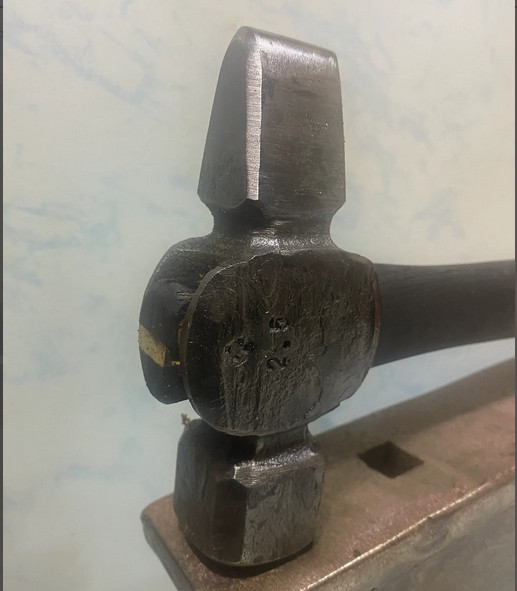 Blacksmiths bladesmiths straight pein hammer