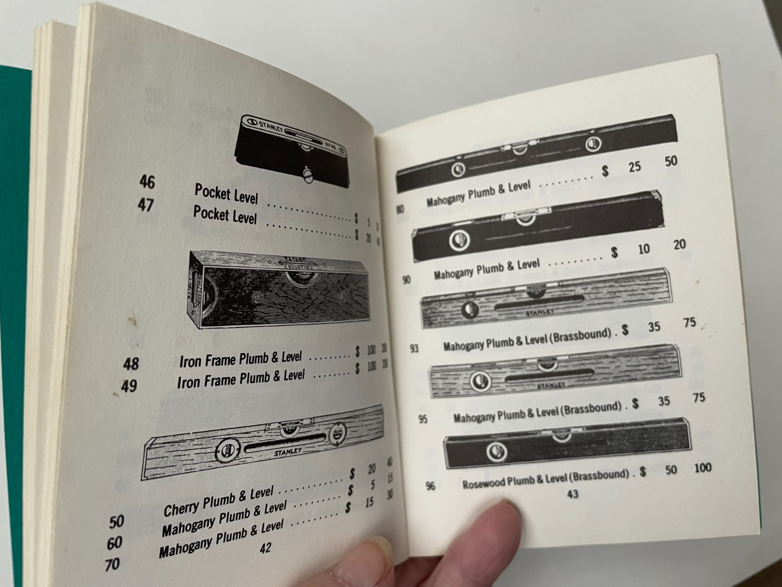 Antique & Collectible STANLEY Booklet Pocket Price Guide by John Walter (1990)