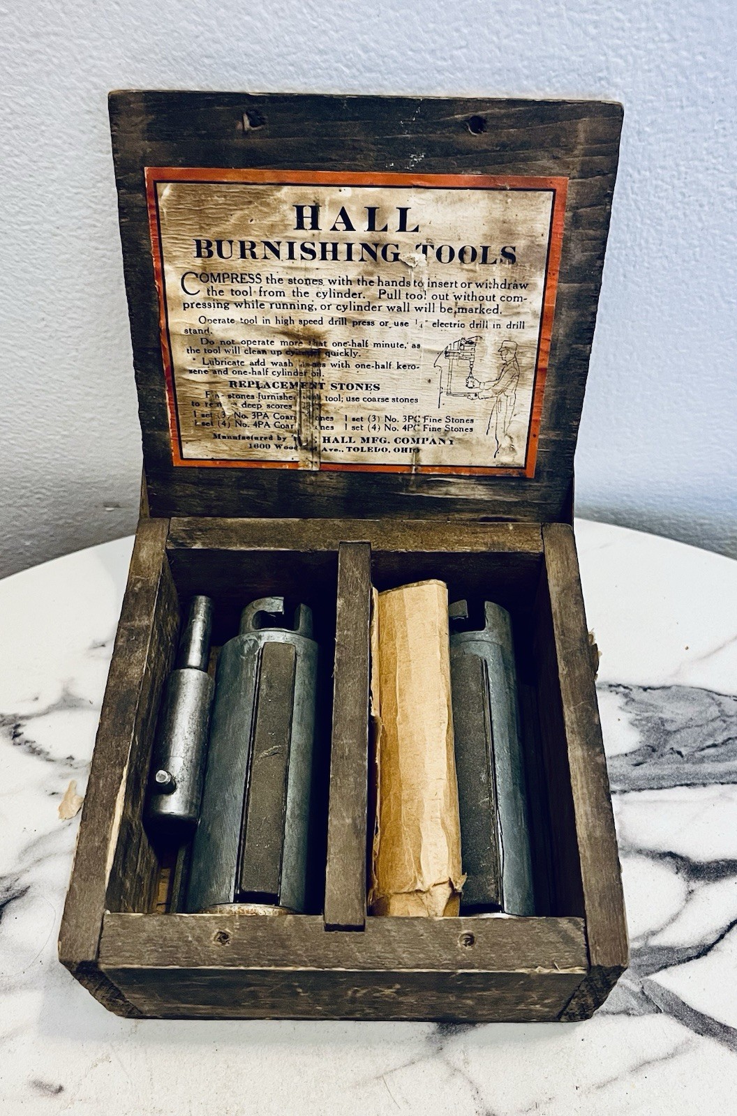 VINTAGE HALL MFG BURNISHING Cylinder Engine Kit TOOLS ORIGINAL BOX Toledo, Ohio