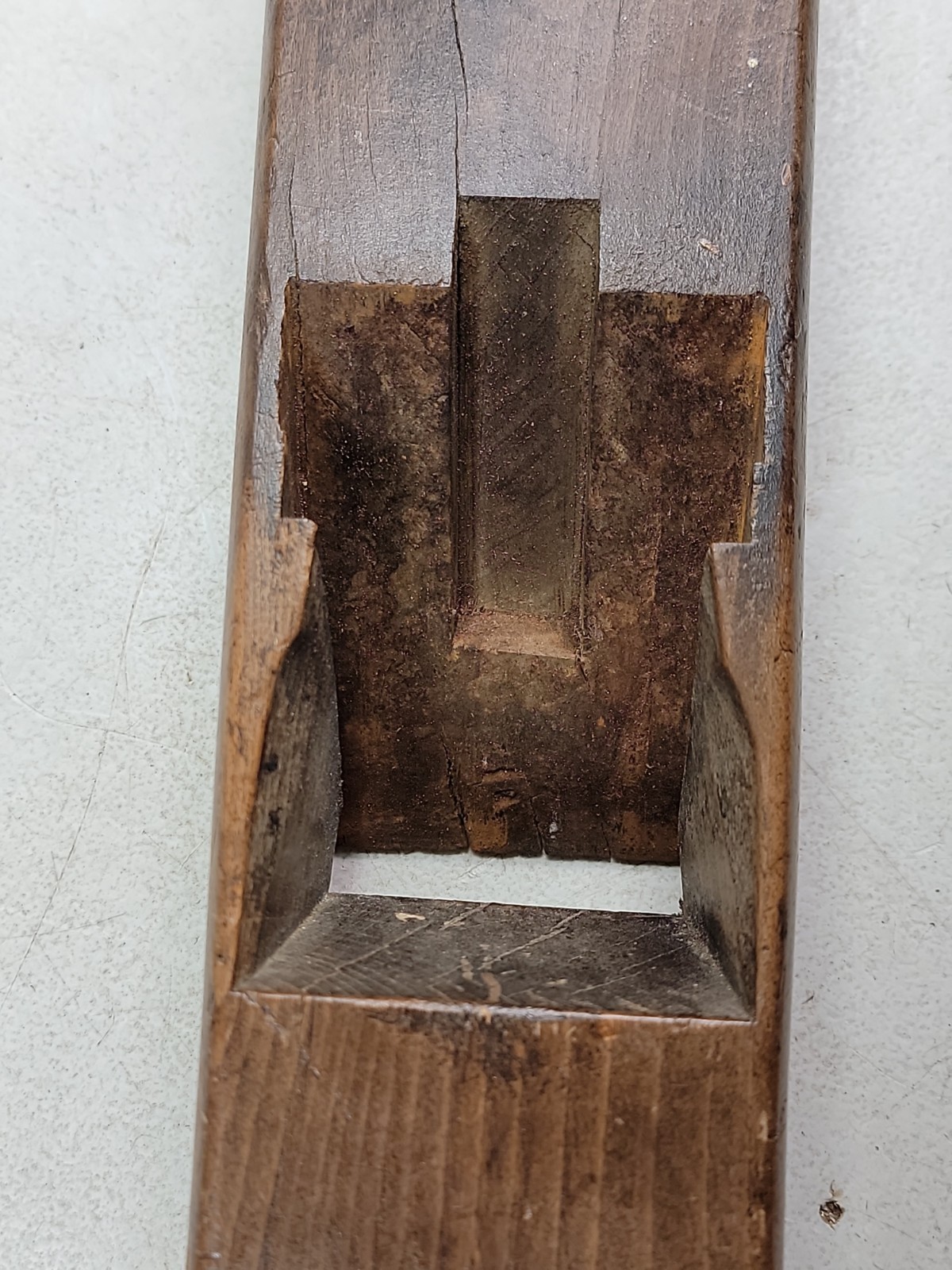 Vintage J. M. Taber New Bedford 22″ Wood Plane Jointer 2-1/2″ Moulson Bros Iron