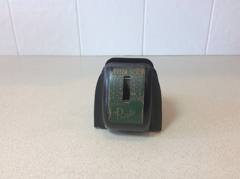 PRESTO BRAND POSTAL/LETTER SCALE MADE BY METAL SPEC OF CHICAGO, ILLINOIS