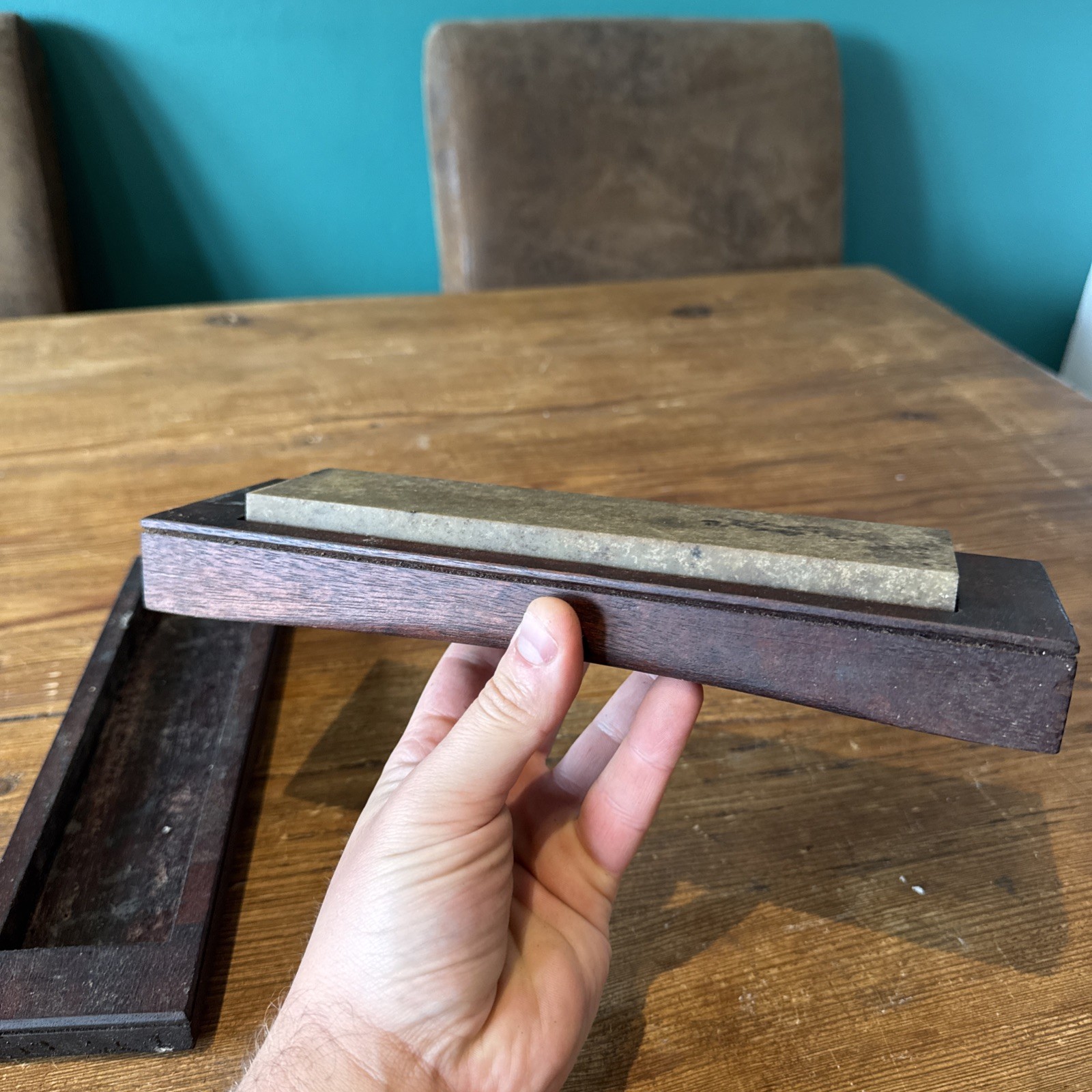 Vintage Natural boxed Washita Oilstone / Sharpening Stone