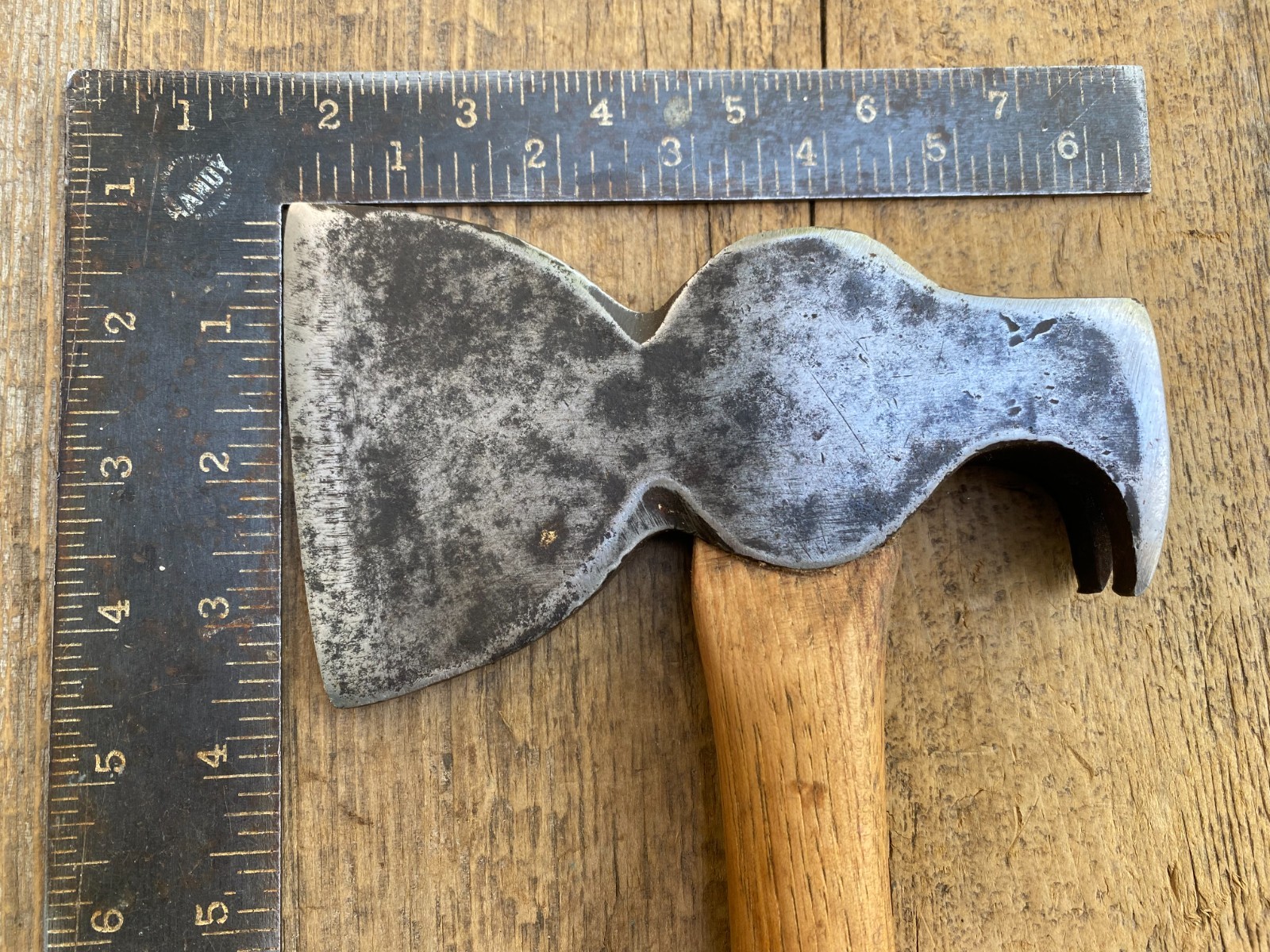 Vintage Carpenters Nail Puller Claw Hatchet Hewing Axe 14” Long