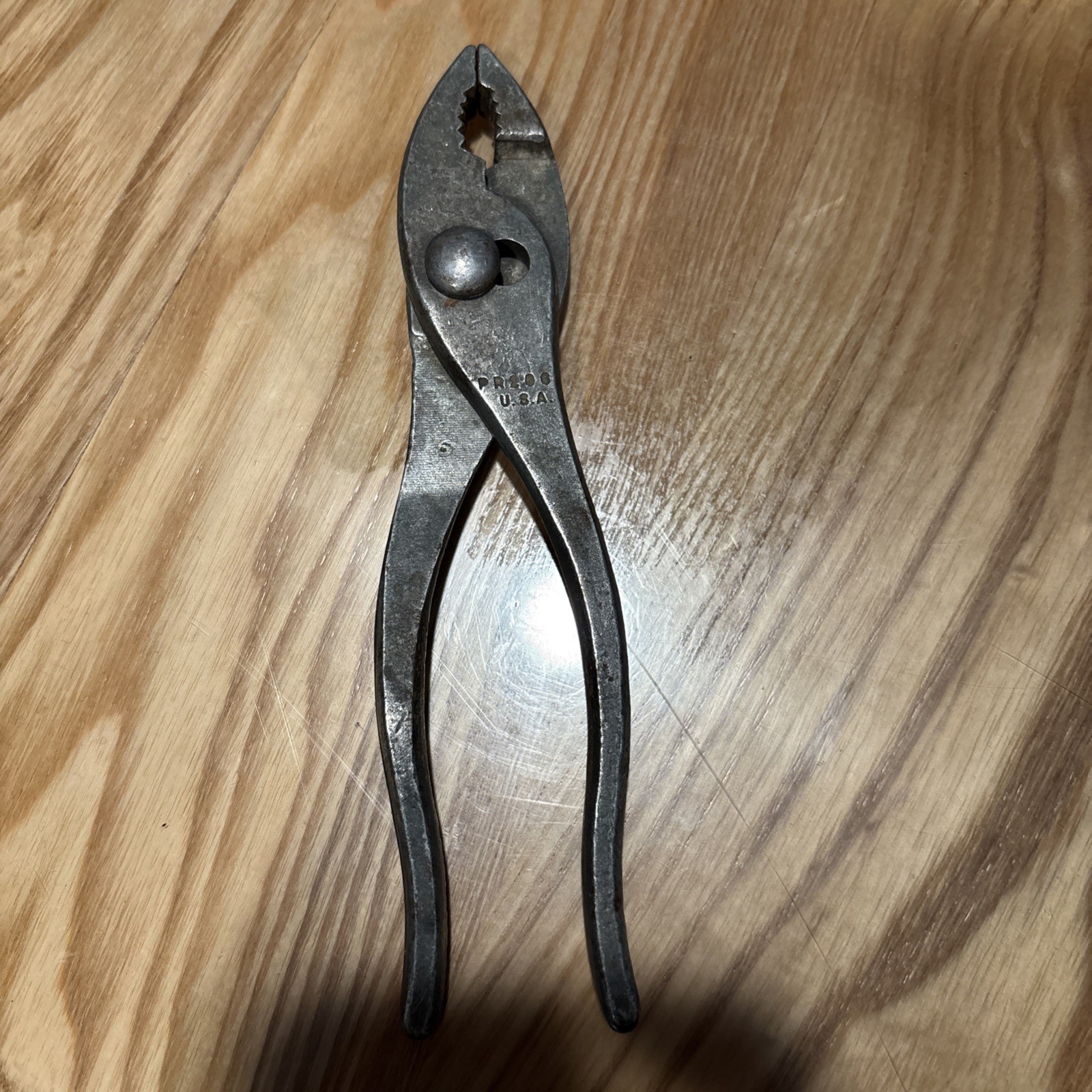 PLIERS PR-206 REGULAR PLIERS PR-206 MADE IN THE USA