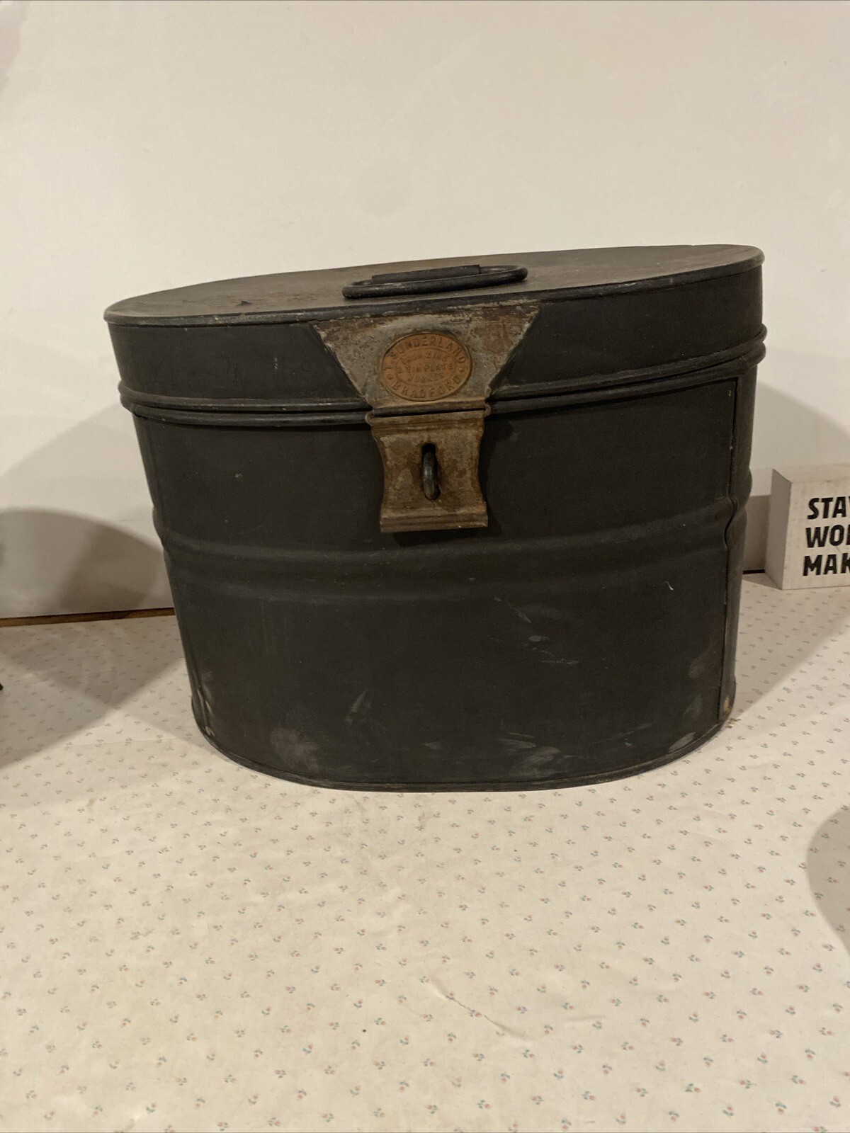 Vintage Metal Lock Box T. Sunderland Iron Zinc And Tin Plate Worker Bradford Co