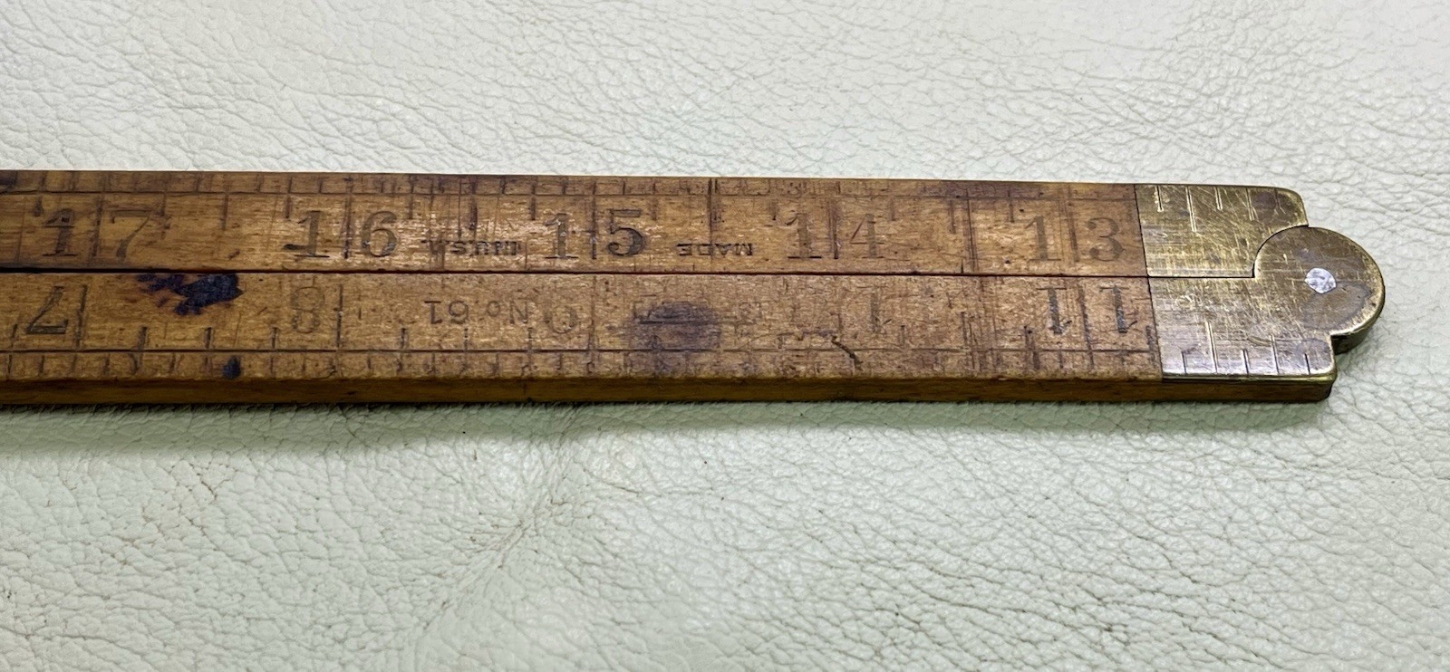Vintage Stanley No 61 Boxwood Brass Folding Ruler 24 Inch Carpenter Rule Antique