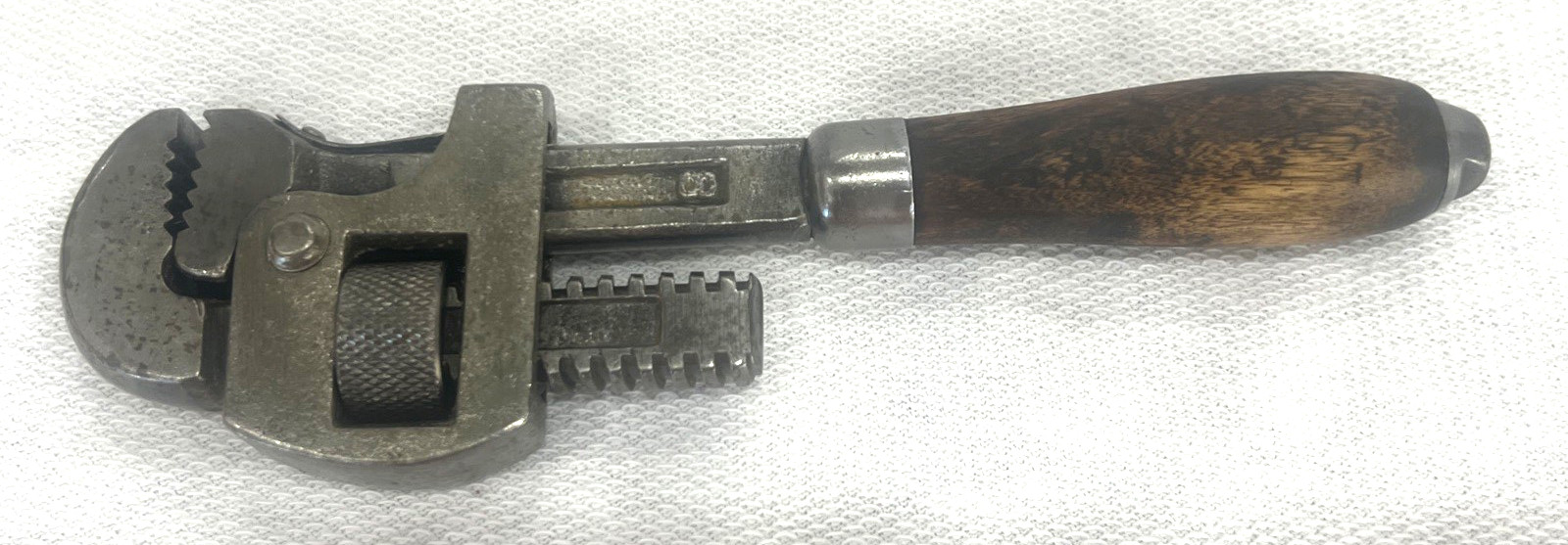 Vintage Stillson 7″ Pipe Wrench Wooden Handle Hudson Forge Company USA #8
