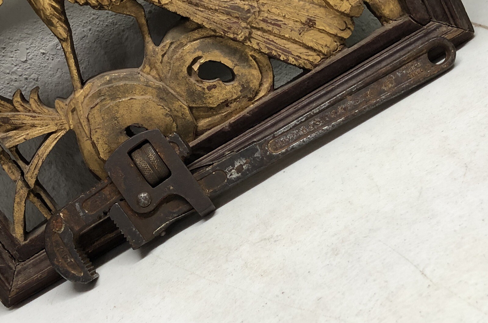 CRESTLINE 6251 Vintage Pipe Wrench RARE Old Plumbing Tool