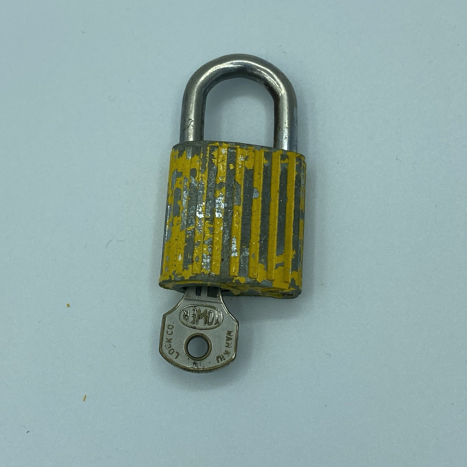 Vintage War Kiu Co Tower Brand Padlock Paris Eiffel Tower Hong Kong Lock Decor