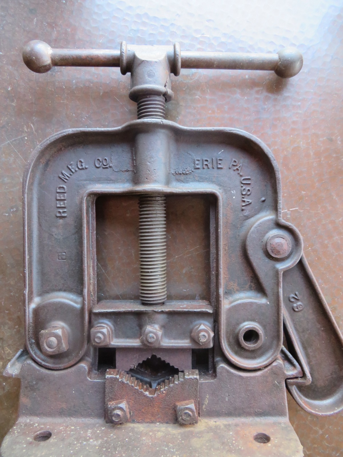 REED MFG Co. No. 62 Hinged Pipe Yoke Vise Erie PA USA Fully Functional Vintage