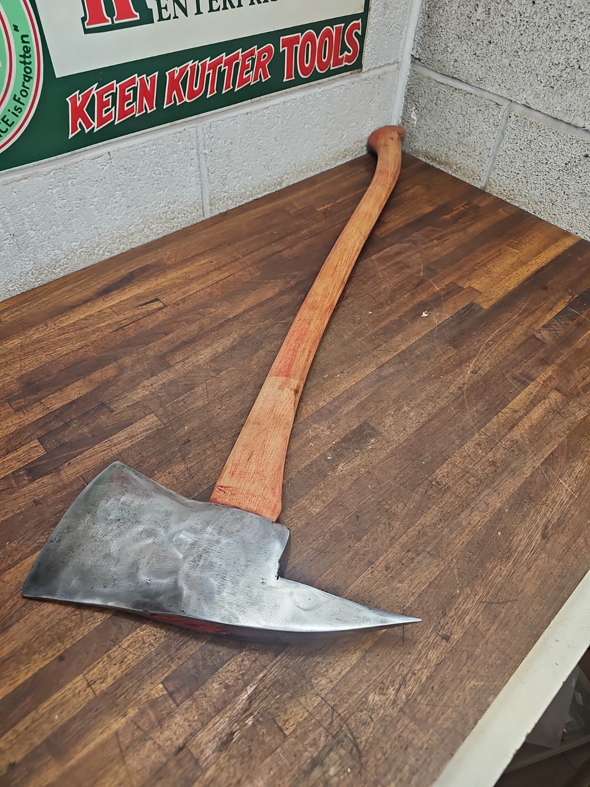 R71- Vintage Belknap Bluegrass Large Fire Axe 7 lb 3 oz