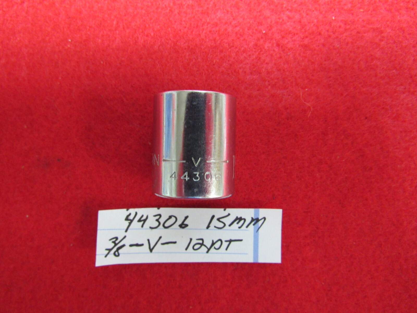 VINTAGE CRAFTSMAN -V- 3/8″ DRIVE SOCKET–METRIC-15mm–44306–Item #416