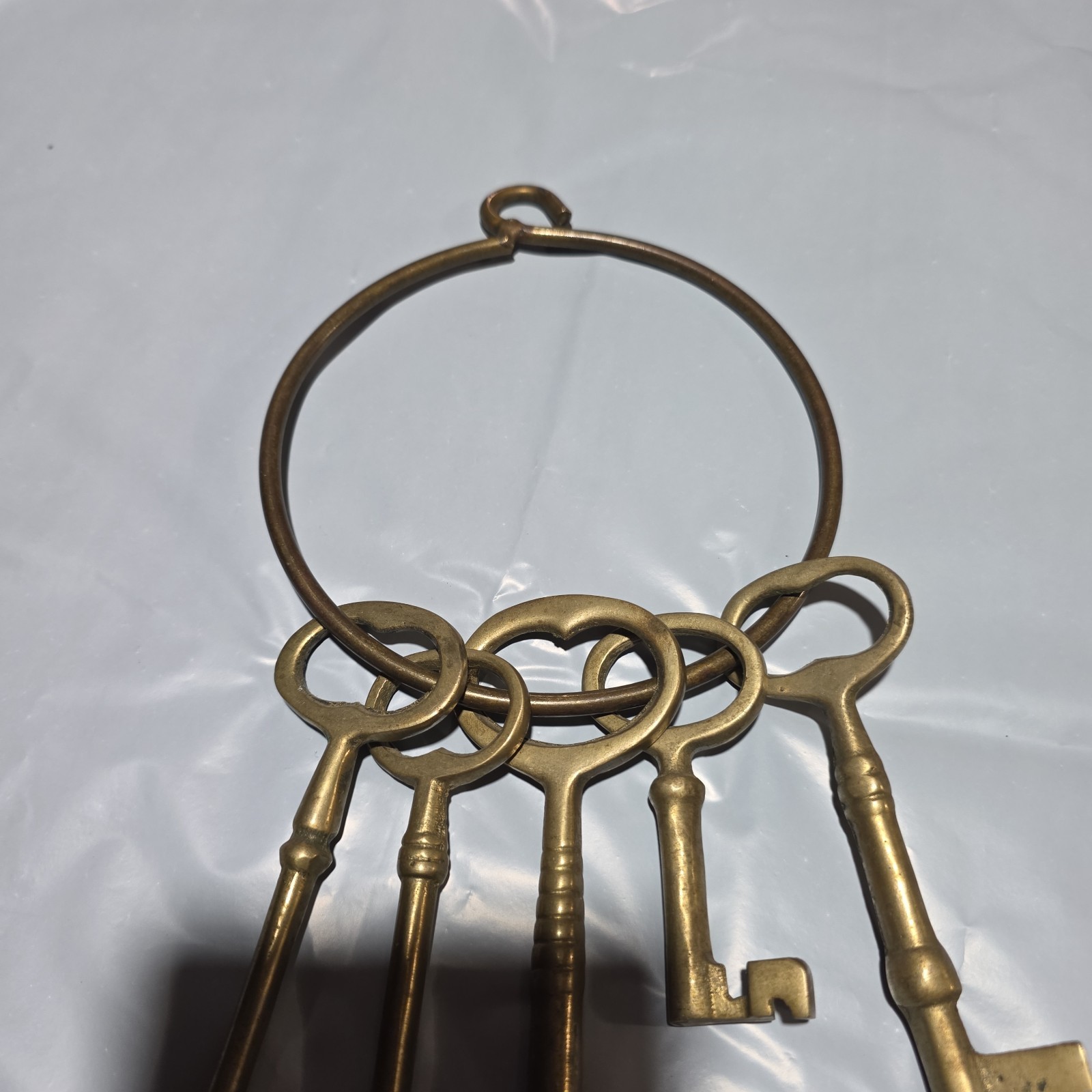 Brass Large Skeleton Keys Lot On Ring Key Decor Collectors