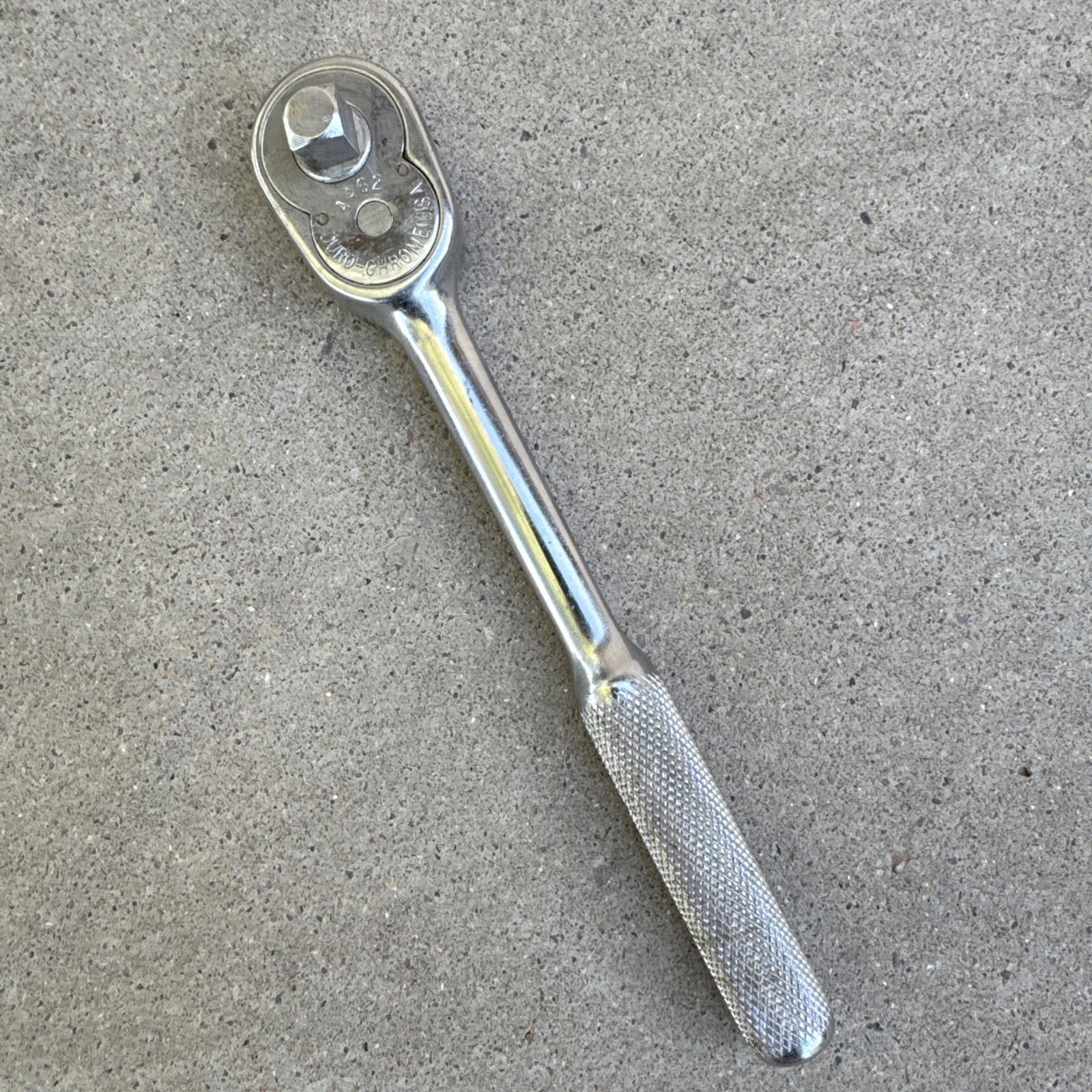 Vintage DURO-CHROME (Indestro) 4462 Reversible Ratchet 3/8″ Drive USA Made Tool