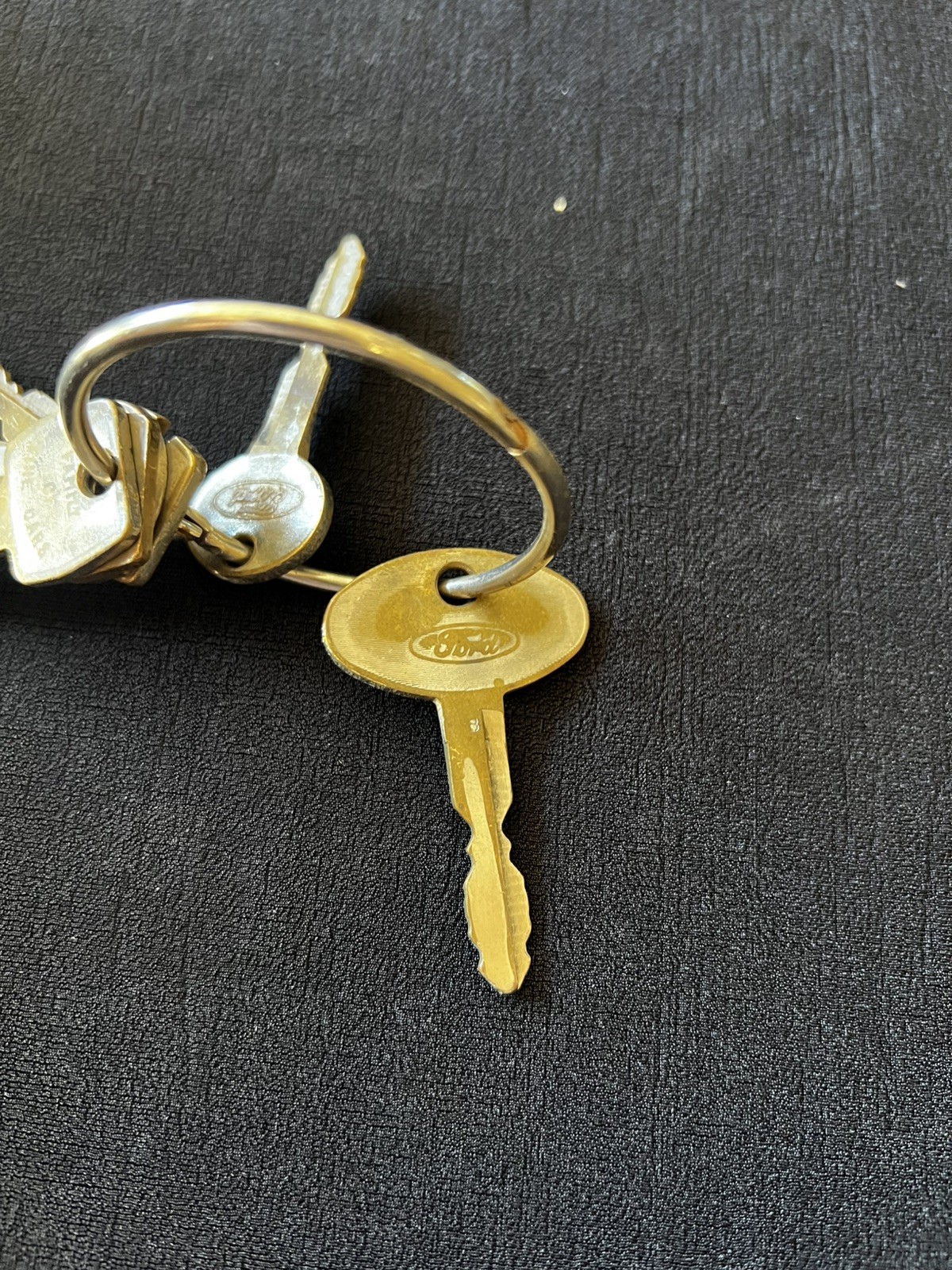 Set of FORD Automotive Keys Lot of 8