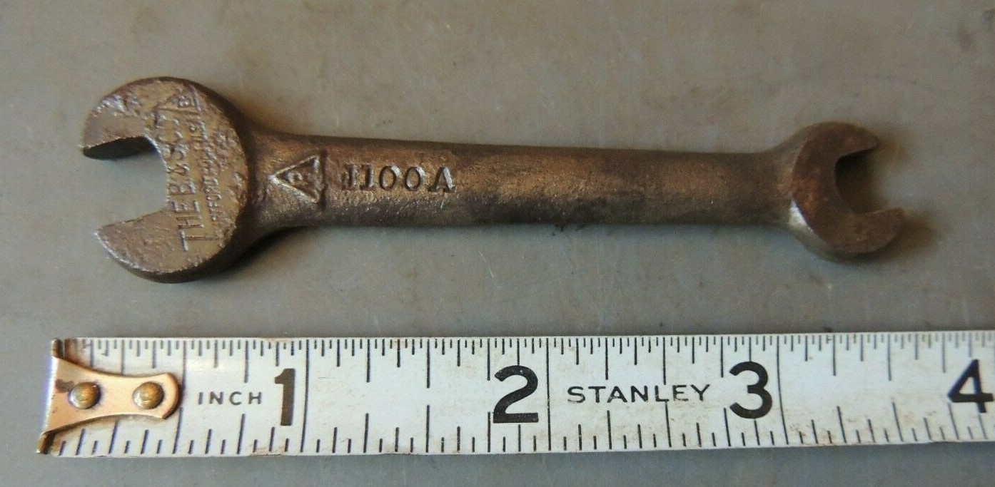 3.5″ VINTAGE 1100A THE B&S Co (BILLINGS) OPEN WRENCH, 1/4SET X 1/8 HEXCAP 1/8USS