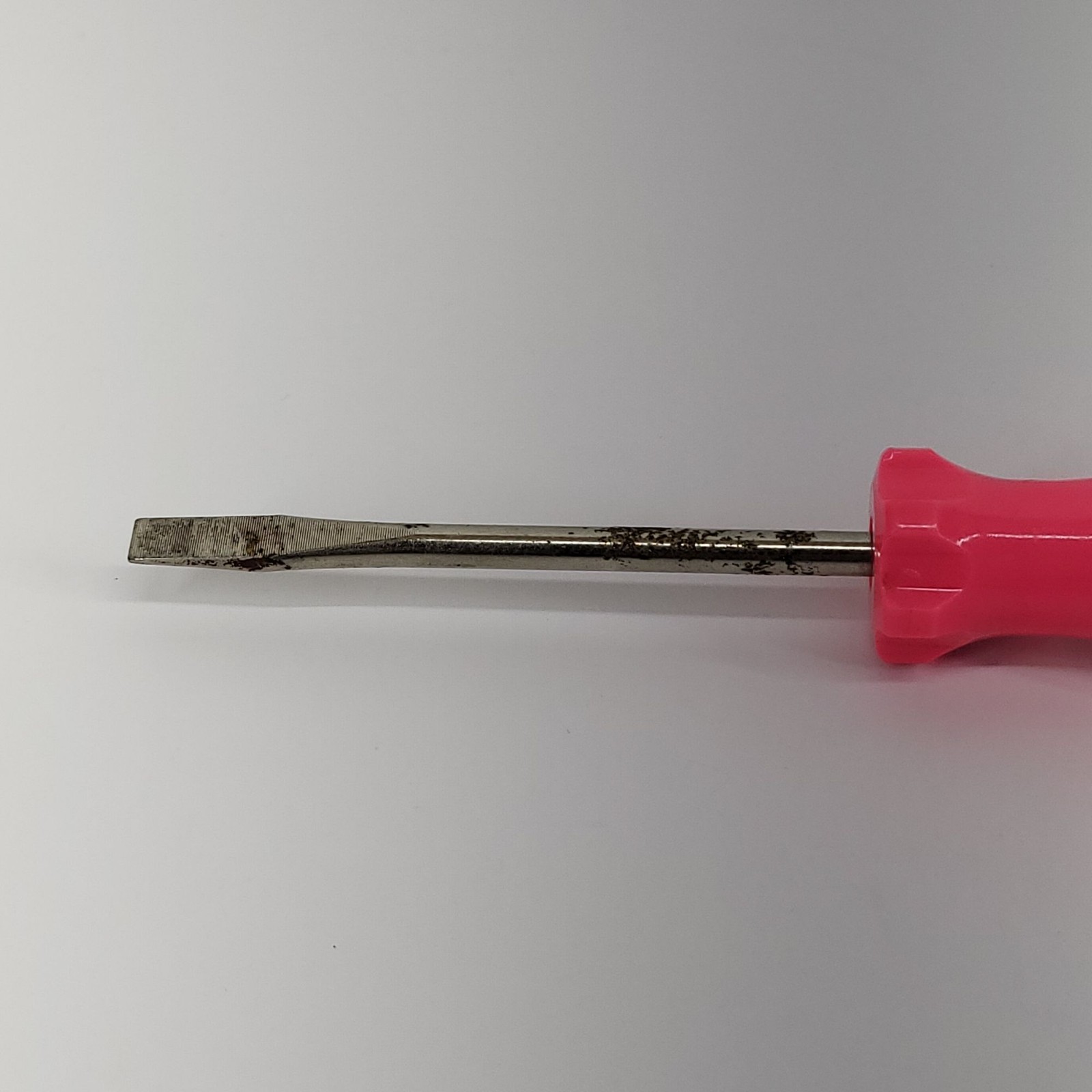 STANLEY Hi-Glow Neon Pink Flat Head Slotted Screwdriver USA
