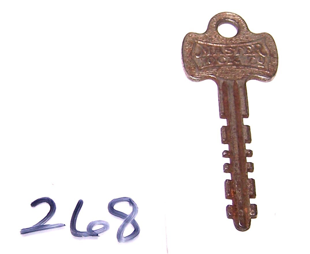 Vintage Master Keys (268)