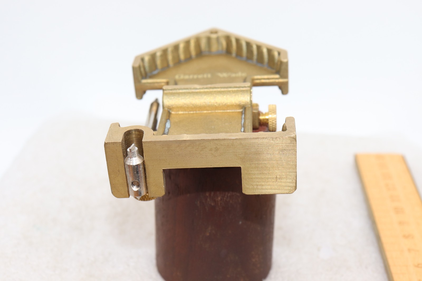Garrett Wade Odd Jobs Brass Layout Tool with 6″ Brass Bound Rule