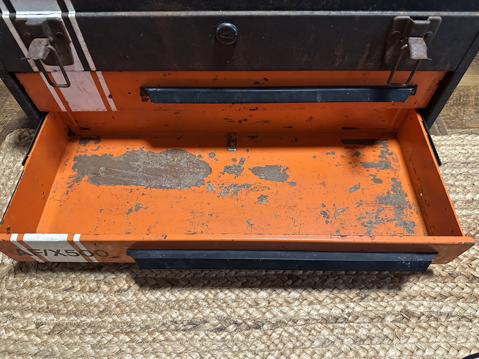 Vintage JCPenney AF/X500 Metal Toolbox 2-Drawer Chest Racing Stripe 1970s – 20”