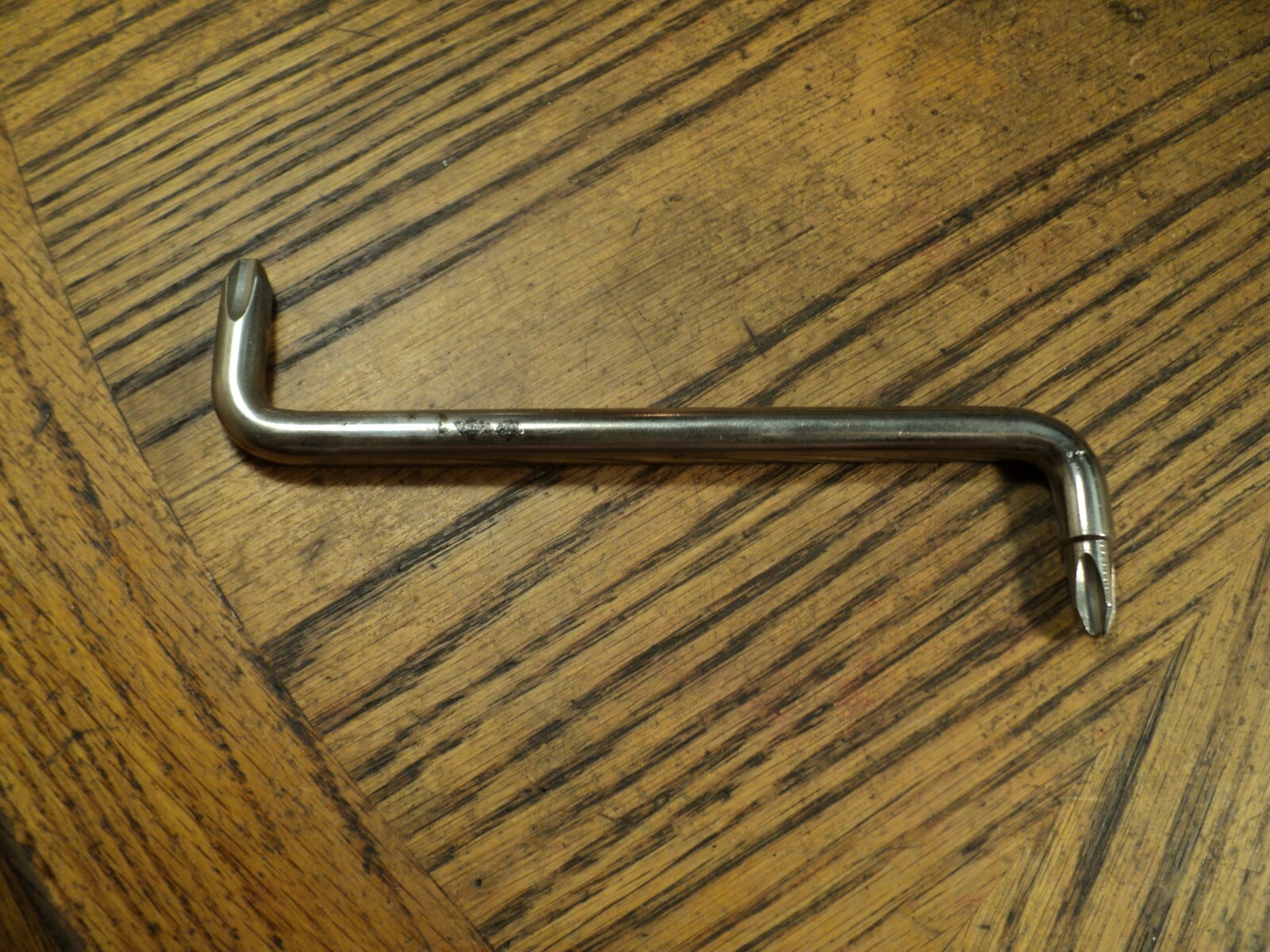 Vintage Blue Point OffSet Phillips Head Screw Driver Tool No. ST034B 6″ Long
