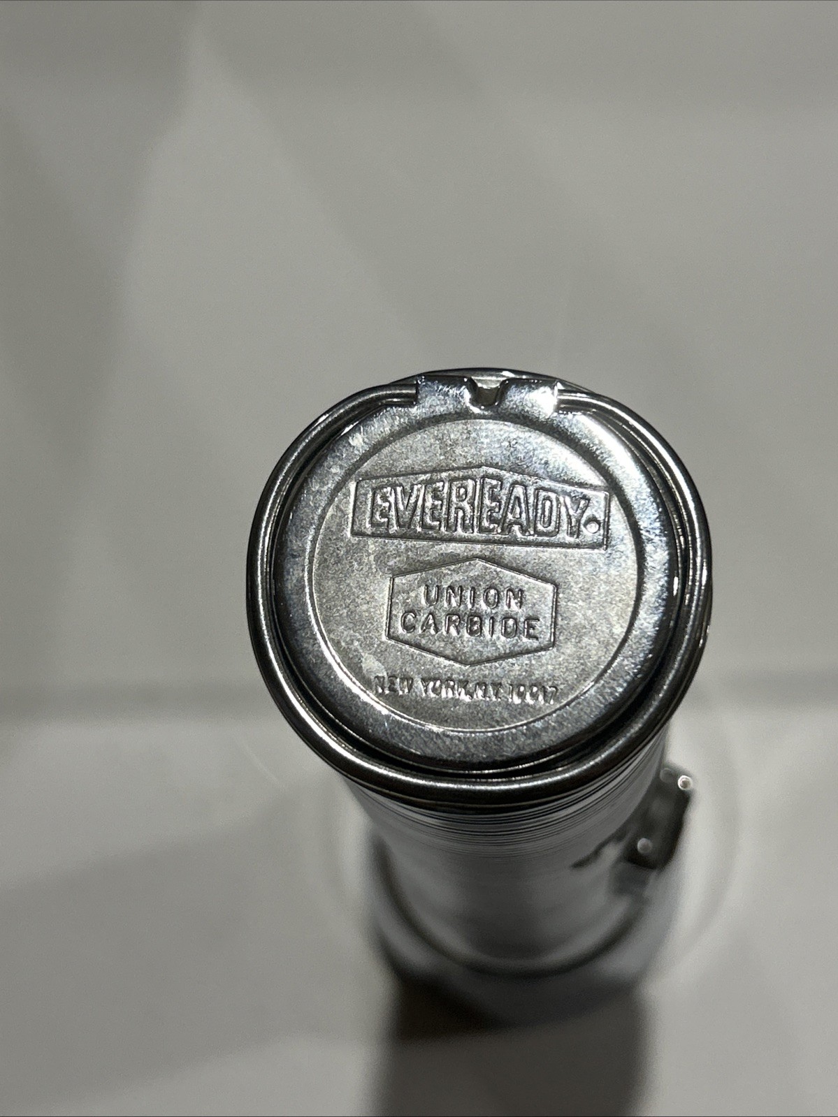 Vintage EVEREADY “Captain” Chrome Flashlight ~ USA ~ 2 C Batteries NOT Included