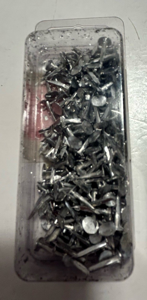 Lot Of 4 Vintage HOLLAND MFG. CO. & Servistar TACKS in 3/4” & 7/16”