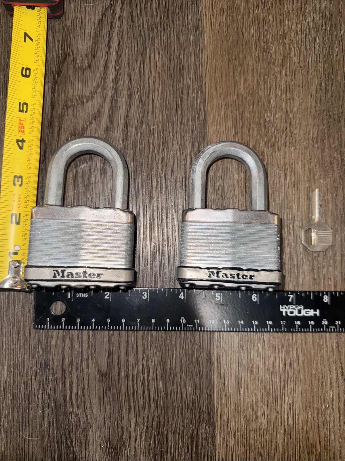 Master Lock Padlock M15 Baron Carbide ￼