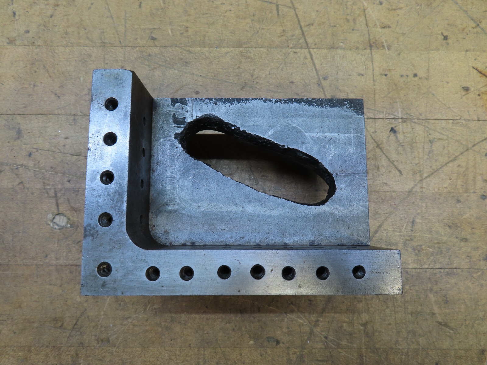 Vintage 4.5″ X 3.5″ X 3″ 10-32 tapped 90 degree right angle plate setup fixture