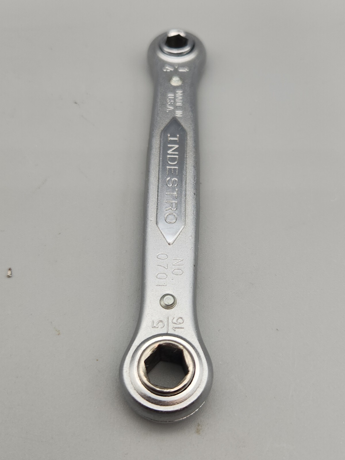 Indestro Select Box End Ratchet Wrench No. 0701 Ratcheting 1/4 & 5/16 🇺🇸