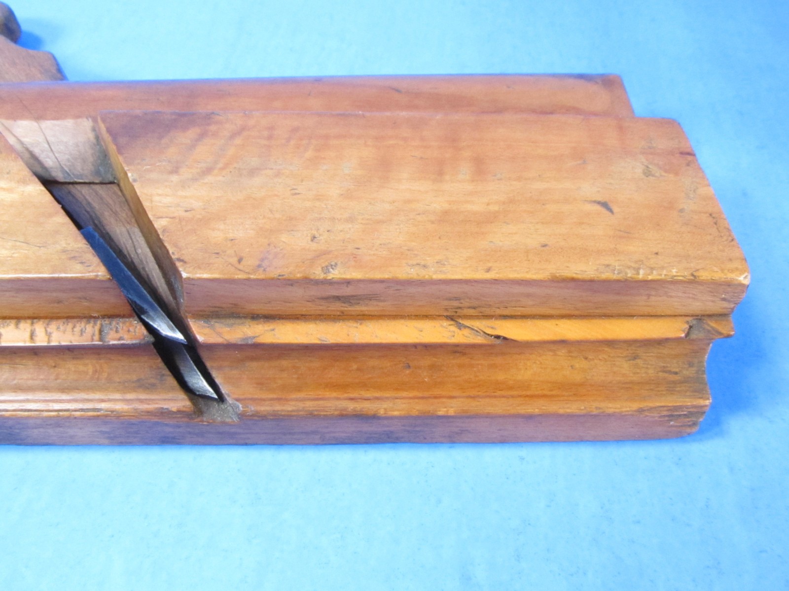Barry & Way New York City boxed 1/2 side bead wood molding plane apple wood body