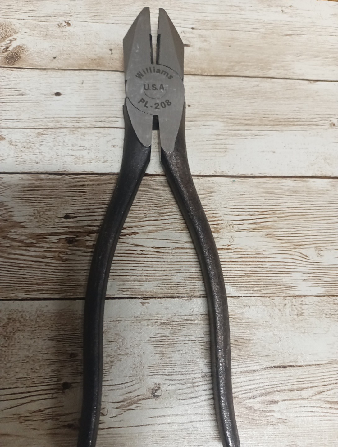 Williams PL208 Linesman Pliers 8.5 USA FS