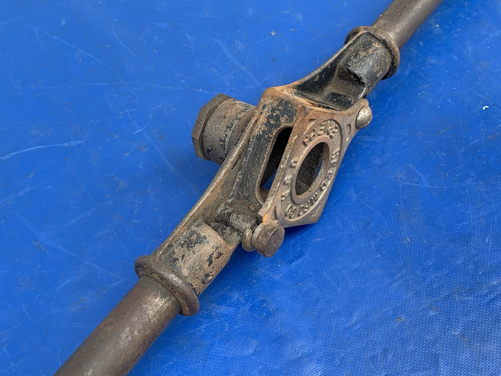 Old Antique Reed Mfg Company Erie PA #1 Pipe Threader Pipe Wrench 3ft Pipe Tool