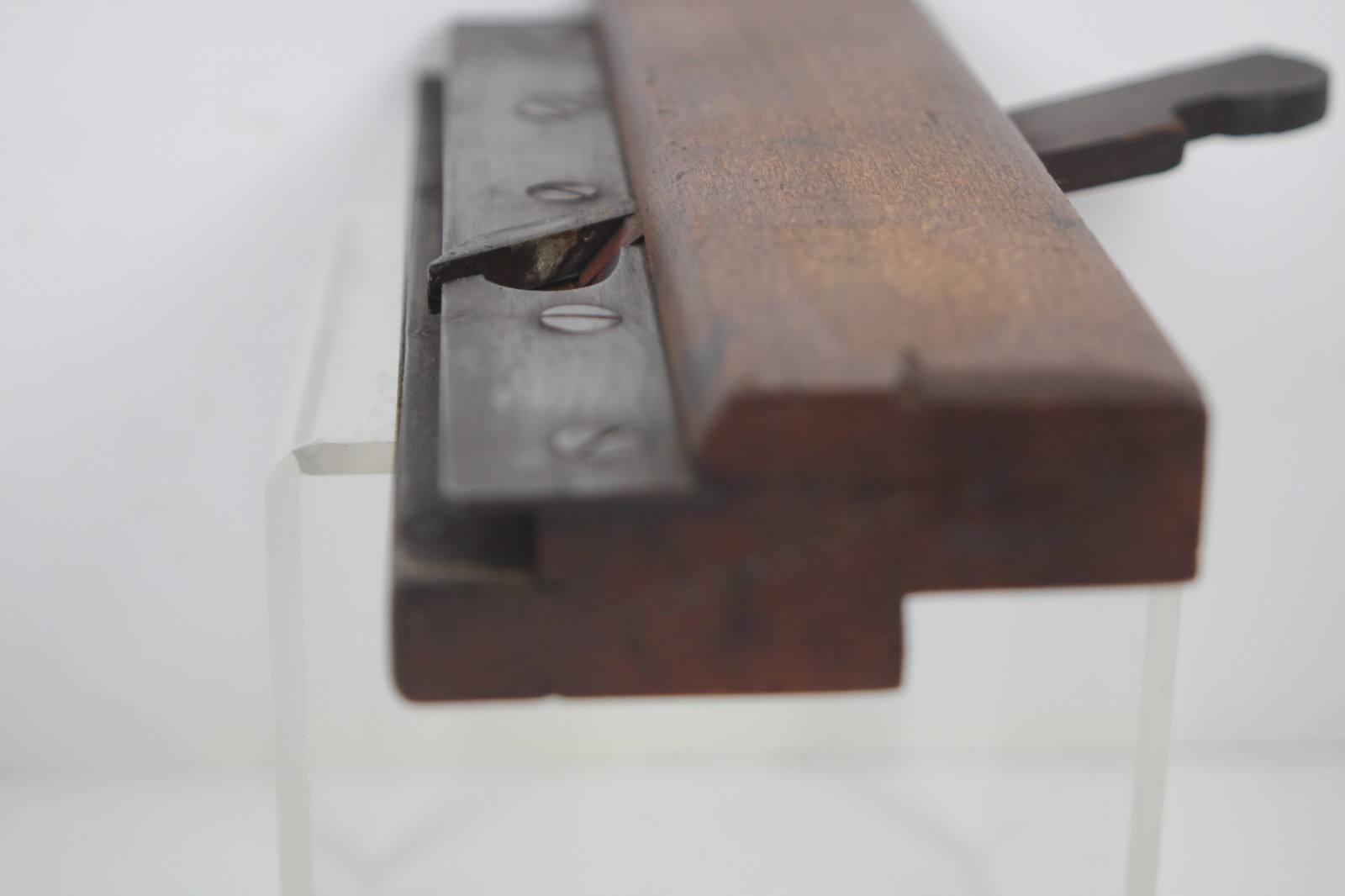 Fine User J. H. Lamb, New Bedford, MA 3/4″ Groove Moulding Plane INV#PT02