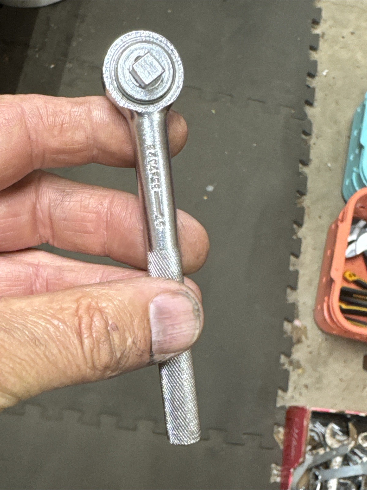 Vintage Powr-Kraft 1/4″ inch Drive Ratchet w/ Knurled Handle 4.5″ 84W4758 USA