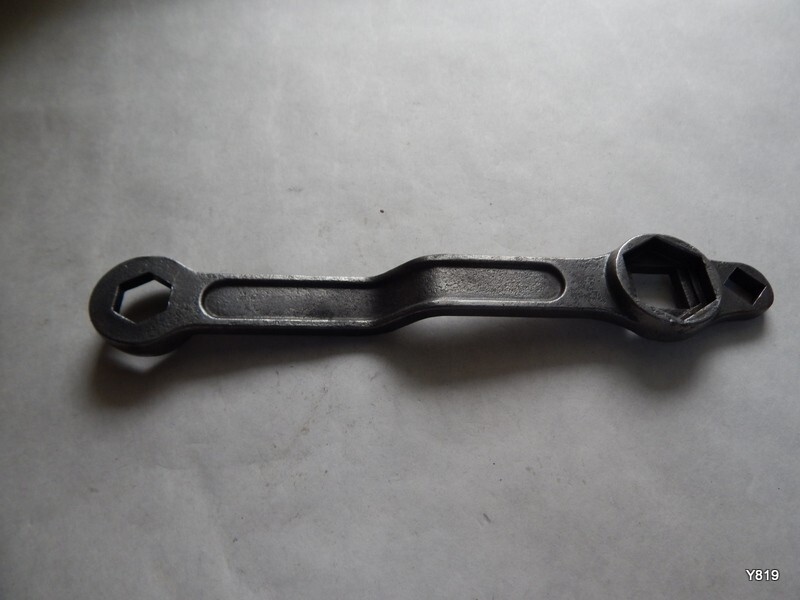 Vintage 1950s Snap-on A-121 rare drain plug wrench automotive garage collectible