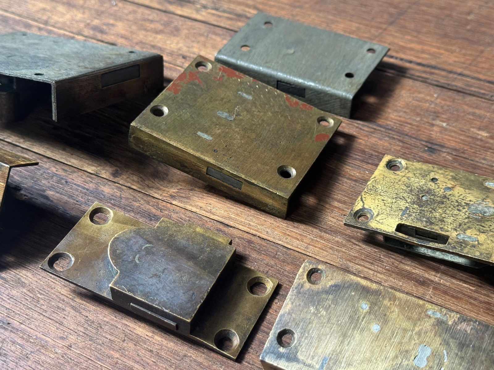 Vintage Lot x7 Tin Cabinetry Drawer / Door Locks For Parts or Restoration LB3A